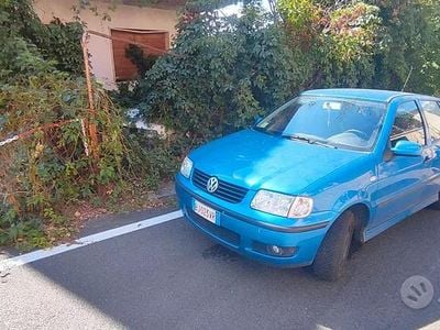 Usata VW Polo 60 CV (44 kW) 2000 Blu Utilitaria