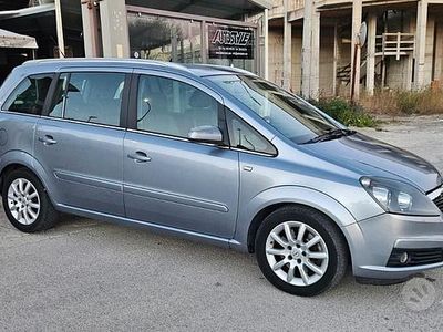 Usata Opel Zafira Cosmo 120 CV (88 kW) 2006 Grigio Monovolume
