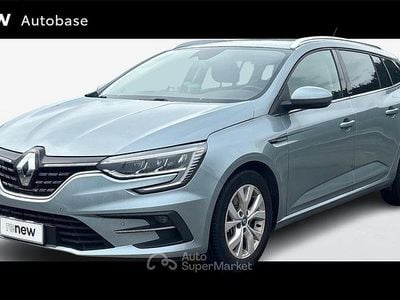 Usata Renault Mégane IV Business 158 CV (116 kW) 2021 Grigio chiaro Station wagon