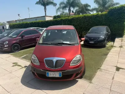 Usata Lancia Musa 69 CV (50 kW) 2005 Rosso Monovolume