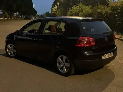 Usata VW Golf IV Sportline 105 CV (77 kW) 2006 Berlina