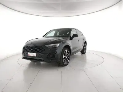 Usata Audi Q5 Sportback S-line plus 204 CV (150 kW) 2023 Colore carrozzeria personalizzato audi exclusive SUV