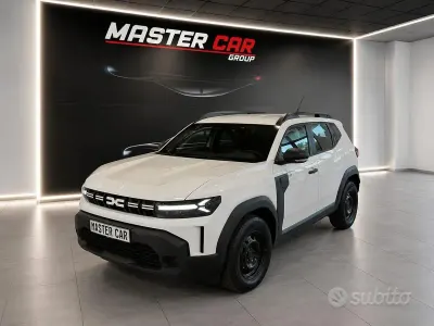 Usata Dacia Duster Essentiel 100 CV (73 kW) 2024 Bianco SUV