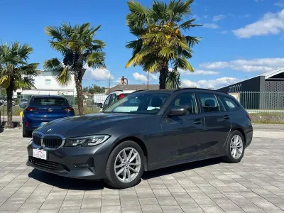 Usata BMW 320e Advantage 190 CV (139 kW) 2020 Grigio Station wagon