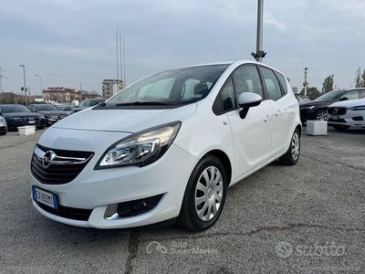 Usata Opel Meriva Cosmo 120 CV (88 kW) 2014 Bianco Monovolume