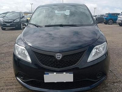 Usata Lancia Ypsilon S 69 CV (50 kW) 2021 Blu Utilitaria