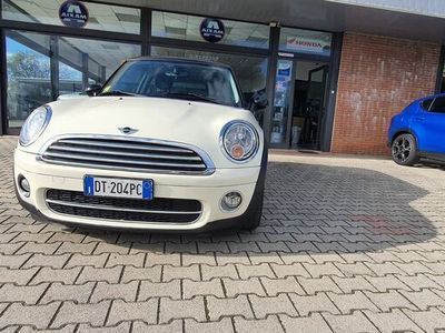 usata Mini Cooper D Cooper 1.6 16V CooperAUTOMATICA