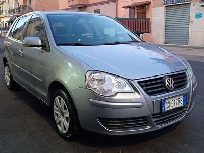 Usata VW Polo Comfortline 64 CV (47 kW) 2005 Grigio Utilitaria