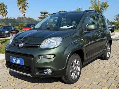 Gebraucht Fiat Panda 4x4 Cross 75 PS (55 kW) 2013 Grün Kleinwagen