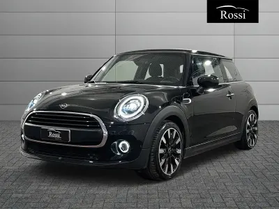 Usata Mini ONE 75 CV (55 kW) 2021 Nero Utilitaria