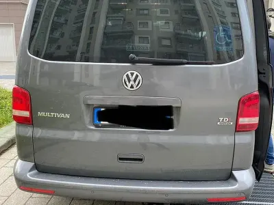 Usata VW T5 140 CV (102 kW) 2015 Grigio Furgone