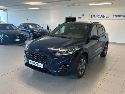 Usata Ford Kuga ST-Line 190 CV (139 kW) 2022 Blazer blue SUV