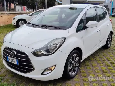 Usata Hyundai ix20 Comfort 90 CV (66 kW) 2016 Bianco Utilitaria