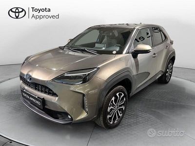 Käytetty Toyota Yaris Cross Trend 116 HP (85 kW) 2022 Harmaa Katumaasturi