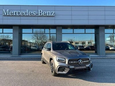 Nuova Mercedes GLB180 116 CV (85 kW) 2026 Grigio montagna SUV
