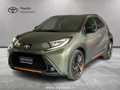 Begagnad Toyota Aygo X Limited 72 HK (52 kW) 2022 Grön SUV