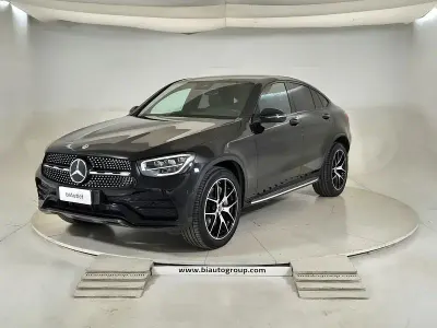 Begagnad Mercedes GLC300 Premium Plus 320 HK (235 kW) 2024 Svart Sportkupé
