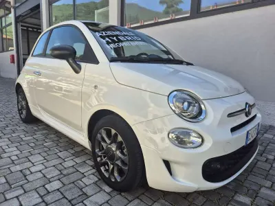 Begagnad Fiat 500 Connect 70 HK (51 kW) 2022 Vit Sedan