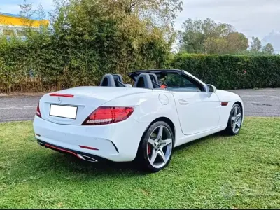Usata Mercedes SLC180 156 CV (114 kW) 2017 Bianco Cabrio