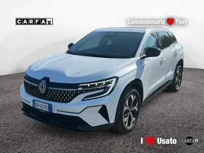 Usata Renault Austral Iconic 199 CV (146 kW) 2023 Bianco SUV