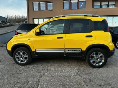 Occasion Fiat Panda Cross Cross 80 ch (58 kW) 2015 Jaune Citadine