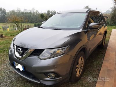 Usata Nissan X-Trail 131 CV (96 kW) 2017 Grigio SUV