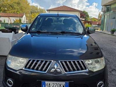 Usata Mitsubishi L200 181 CV (133 kW) 2020 Nero Pick-up