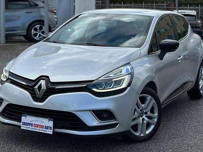 Usata Renault Clio IV Zen 76 CV (55 kW) 2019 Argento Berlina