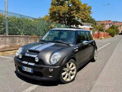 Usata Mini Cooper S 170 CV (125 kW) 2006 Grigio Utilitaria