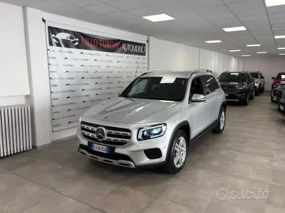 Begagnad Mercedes GLB200 Business 150 HK (110 kW) 2021 Grå SUV