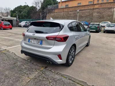 Usata Ford Focus ST-Line 116 CV (85 kW) 2025 Giallo SUV