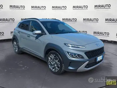 Usata Hyundai Kona 141 CV (103 kW) 2022 Grigio SUV