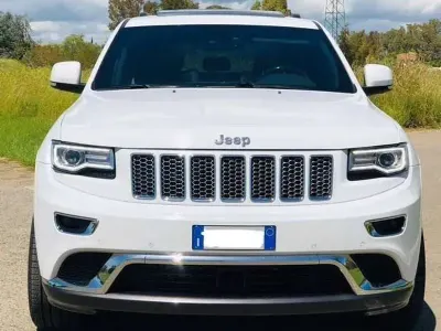 Usata Jeep Grand Cherokee Summit 250 CV (183 kW) 2014 Bianco SUV