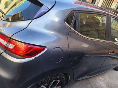 Usata Renault Clio IV Zen 75 CV (55 kW) 2017 Grigio Berlina