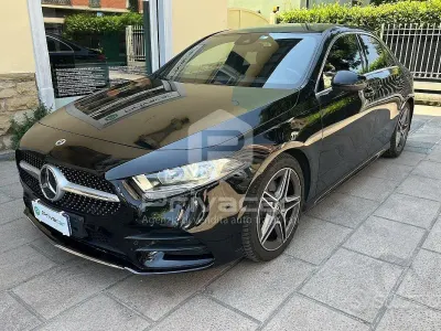 Usata Mercedes A180 Premium 136 CV (100 kW) 2022 Nero Berlina