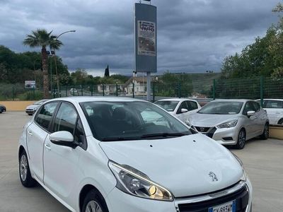 usata Peugeot 208 BlueHDi 100 S&S 5 porte Allure