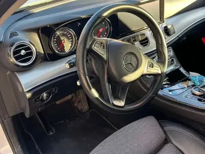 Begagnad Mercedes E200 150 HK (110 kW) 2018 Vit Sedan