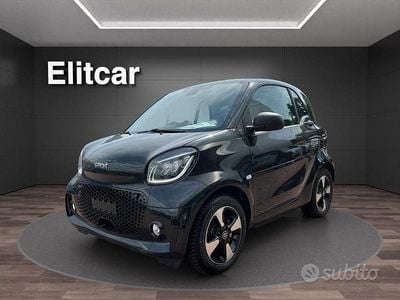 Usata Smart ForTwo Coupé Passion Premium 22 kW (30 CV) 2023 Nero Utilitaria