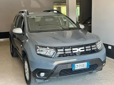 Usata Dacia Duster Comfort 116 CV (85 kW) 2023 Grigio SUV