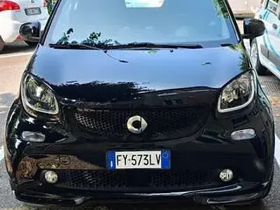 Usata Smart ForTwo Cabrio Superpassion 71 CV (52 kW) 2019 Nero Cabrio