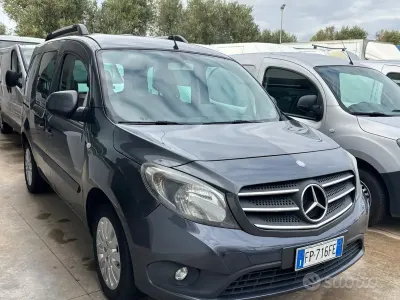 Usata Mercedes Citan 109 Business 90 CV (66 kW) 2018 Grigio Monovolume