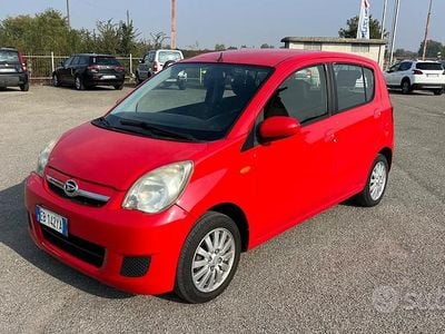 Usata Daihatsu Cuore TAKA 69 CV (50 kW) 2010 Rosso Utilitaria