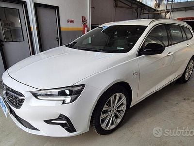 Usata Opel Insignia Ultimate 174 CV (127 kW) 2021 Bianco Station wagon