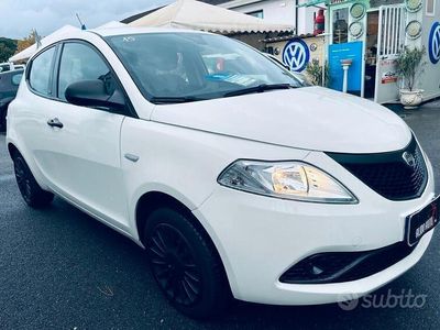 usata Lancia Ypsilon 1.2 69 CV 5 porte Gold