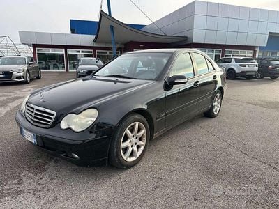 Mercedes C200