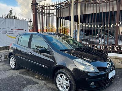 Usata Renault Clio II Dynamique 85 CV (62 kW) 2006 Nero Berlina