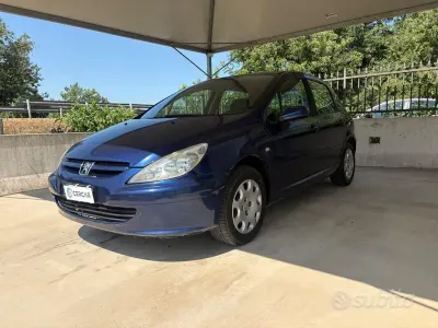 Usata Peugeot 307 109 CV (80 kW) 2005 Bluazzurro Berlina