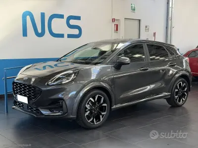 Usata Ford Puma ST 125 CV (91 kW) 2024 Grigio SUV