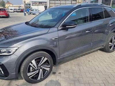 Usata VW T-Roc R-line 116 CV (85 kW) 2022 Grigio SUV