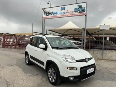 Usata Fiat Panda 4x4 Climbing 75 CV (55 kW) 2014 Bianco Utilitaria